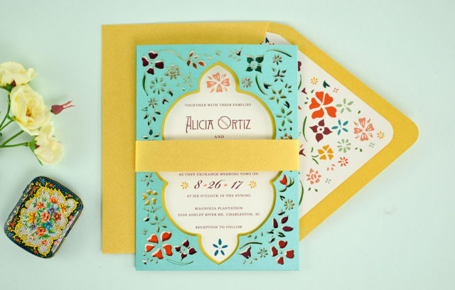 vintage-flower-tin-DIY-wedding-invitation